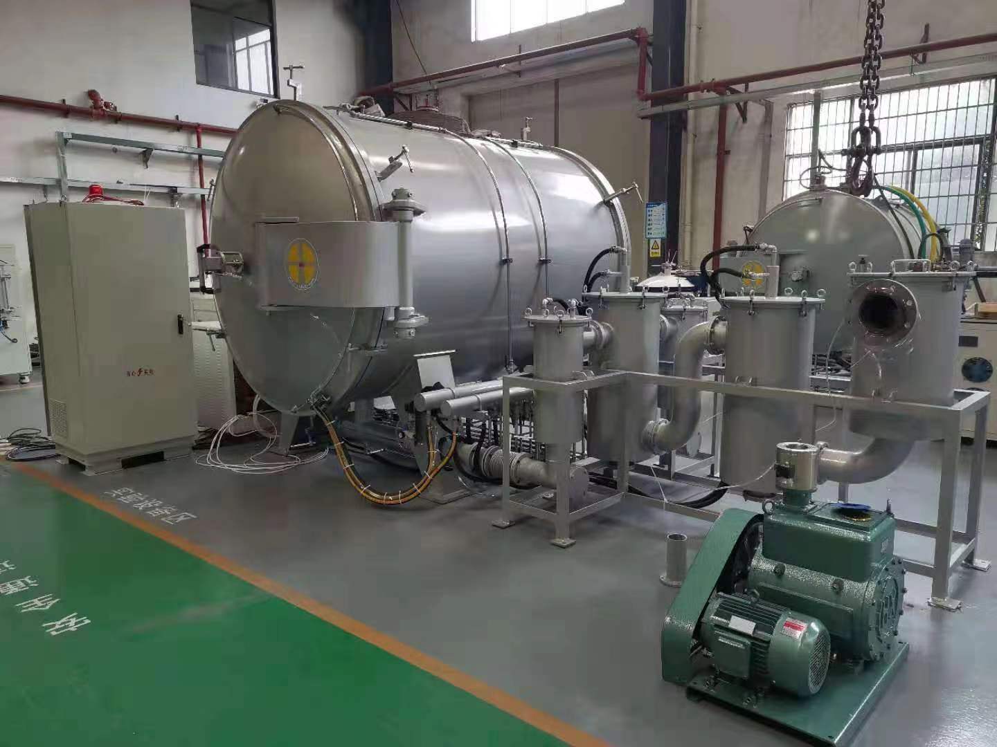 750*750*2000mm ，1600℃碳化爐出廠前調(diào)試